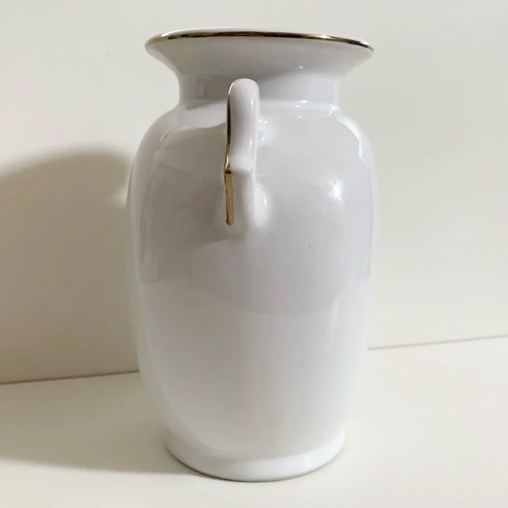 Vintage gold trim floral handle vase - Picture 9 of 17